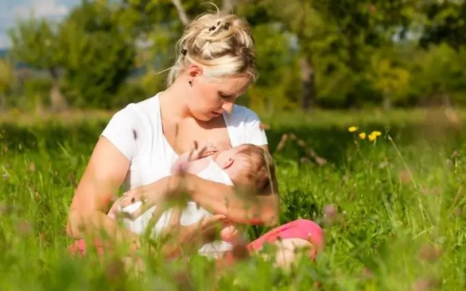 Menstruacija z dojenjem: ali je to mogoče