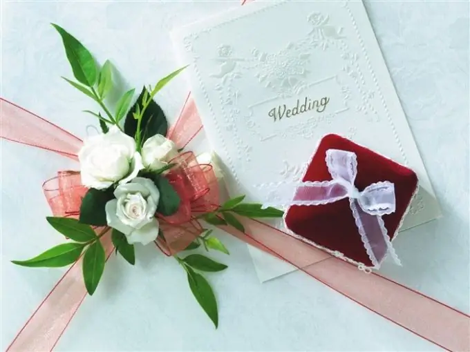 What to give each other for a wedding anniversary