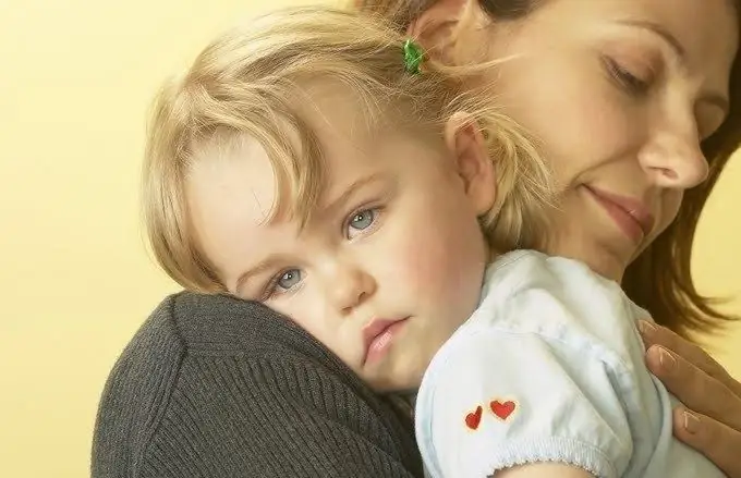 Vad är skillnaden mellan en hel familj och en ofullständig familj