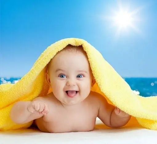 Sunburn in a child: what to do if the baby is burned