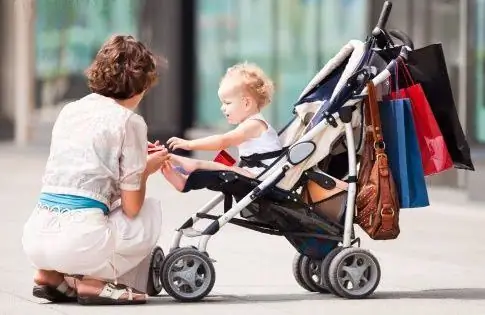 Hoe kies je een kinderwagen voor een baby?